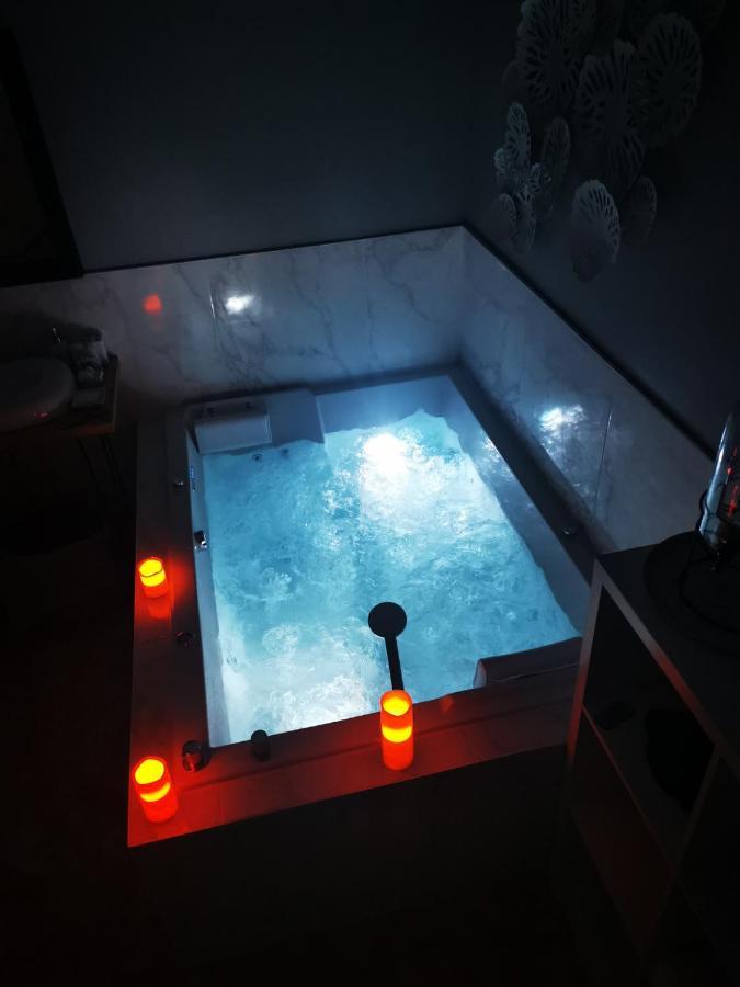 Spabyelleetlui Spa Rouge Ou Bleu มูส์ครอง ภายนอก รูปภาพ